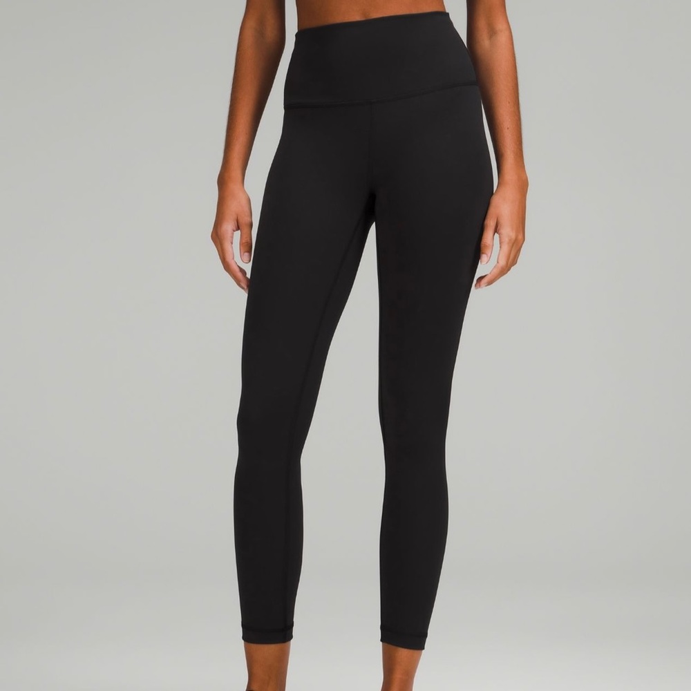 ✨NWT - Lululemon Wunder Train HR Tight 28" Size: 2 Color: Off Black